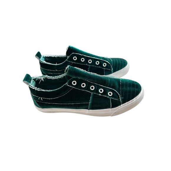 Corkys Babalu Women's Sneakers Green Velvet sz 7 - Picture 1 of 5